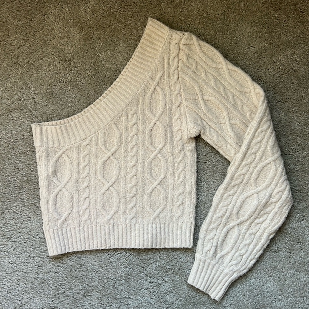 Windsor sweater